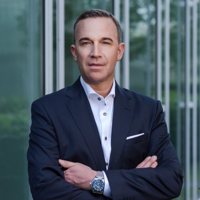 Pascal Ruegg - Chief Operating Officer